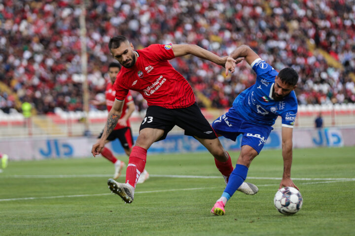 سایهروشنهای هفته بیستوپنجم؛ مدعیان، جام را به هم تعارف کردند!