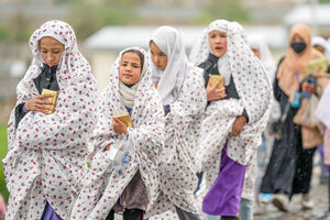 جشن تکلیف ۲۰۰۰ دختر افغانستانی