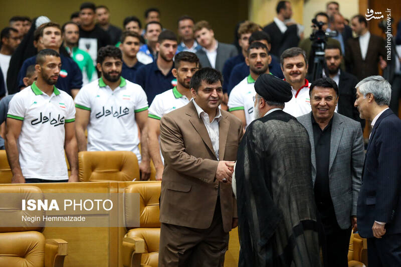 تجلیل رئیسی از مدالآوران ورزش ایران در سال ۱۴۰۲ +عکس