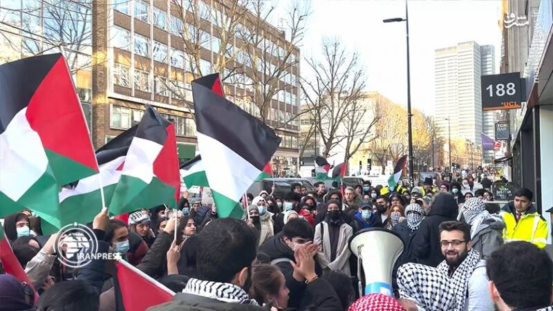 تجمع در برابر دانشگاه «یوسیال» در لندن
در حمایت از مردم مظلوم غزه