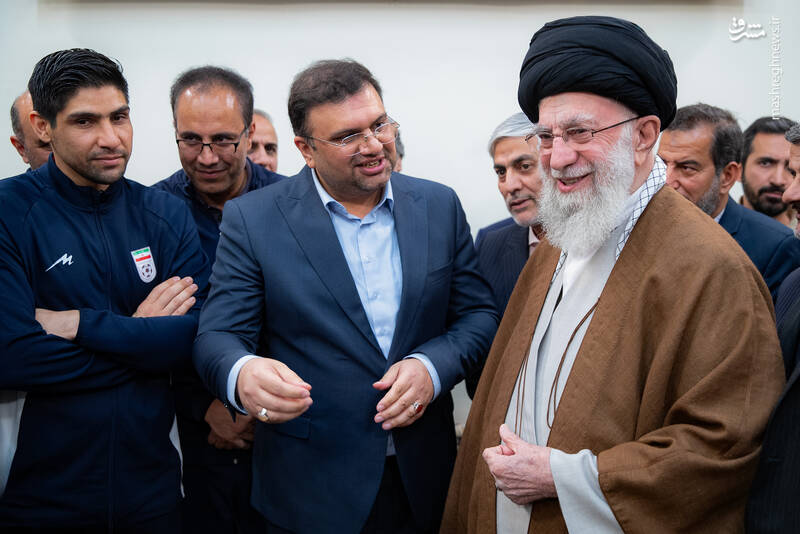 دیدار اعضای تیم ملی فوتسال با رهبر انقلاب + عکس