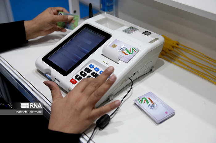 دستگاه اخذ رای الکترونیکی هک نمیشود