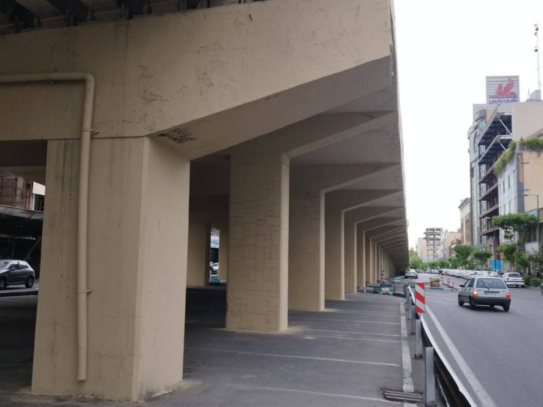 ماجرای بستن تسمه روی ستون پل میرداماد چه بود؟