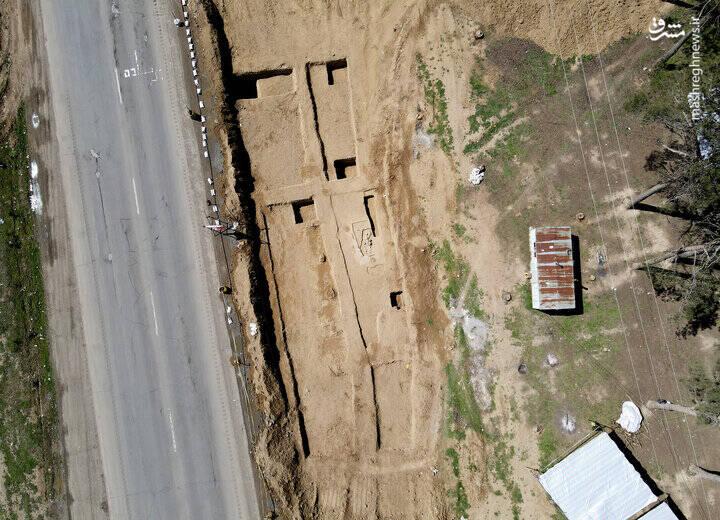 کشف یک گور تاریخی در عملیات راهسازی اردبیل +عکس