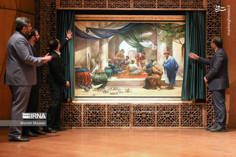 عکس / رونمایی از تابلوی نقاشی "مائده" 4