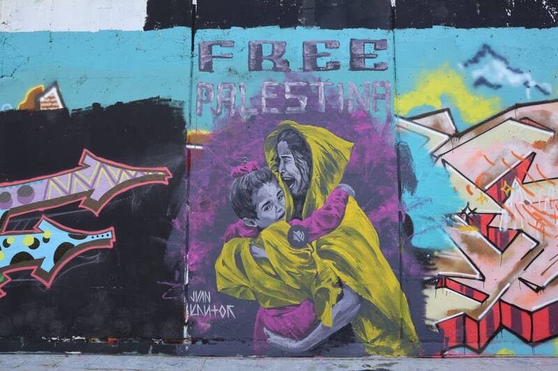 هنرنمایی هنرمند آرژانتینی در حمایت از مردم فلسطین