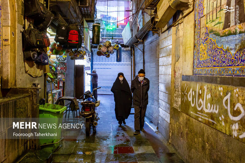 سقاخانه که بيش از 70 سال دارد و بعيد نيست که حتي قدمتي برابر با خود بازار نيز داشته باشد سقاخانه که بيش از 70 سال دارد و بعيد نيست که حتي قدمتي برابر با خود بازار نيز داشته باشد