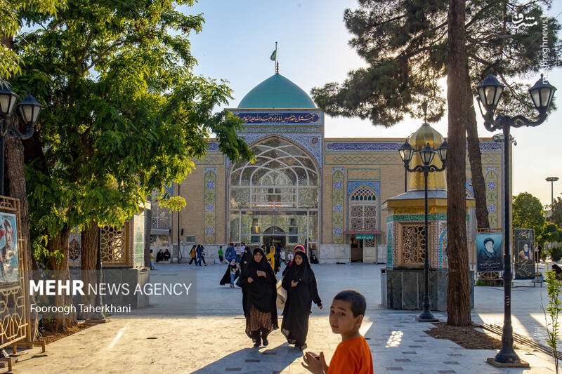امامزاده عبدالله (ع)،نسب این امامزاده به حضرت امام سجاد(ع) میرسد. گمان میرود بقعهٔ داخلی آن مربوط به دورهٔ صفوی باشد امامزاده عبدالله (ع)،نسب این امامزاده به حضرت امام سجاد(ع) میرسد. گمان میرود بقعهٔ داخلی آن مربوط به دورهٔ صفوی باشد