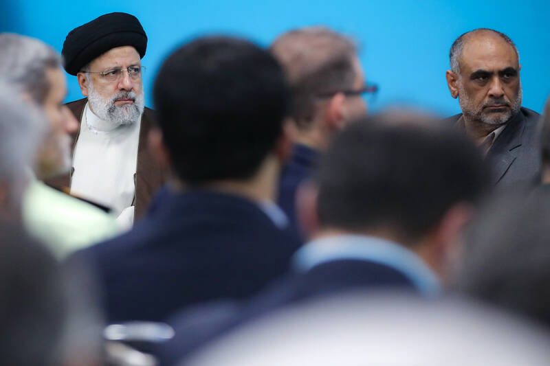 عکس/ نشست رئیسی با فعالان عرصه تولید مازندران