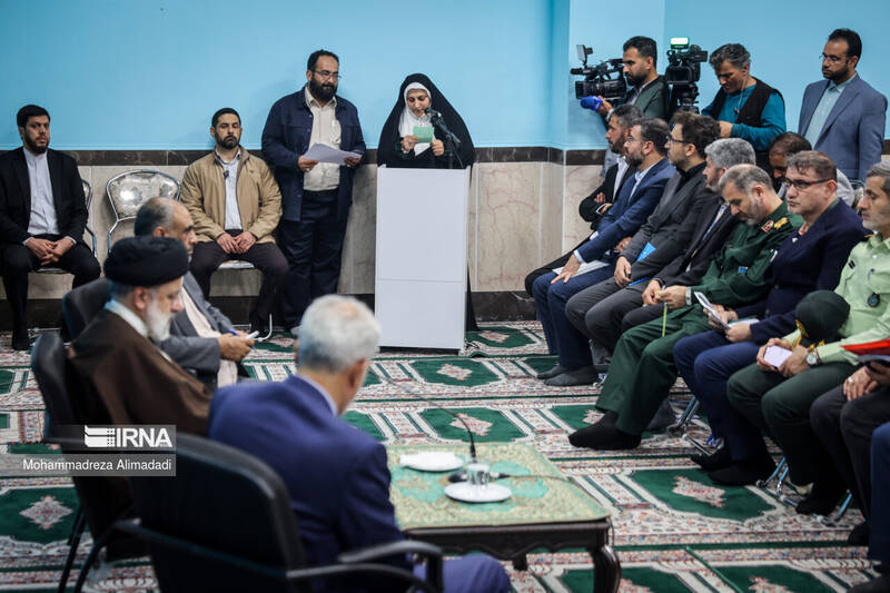 عکس / حضور رئیس جمهور در روستای خرم کلا - مازندران 21