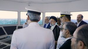 بازدید رئیس جمهور از سامانه شبیهساز پل فرماندهی کشتی