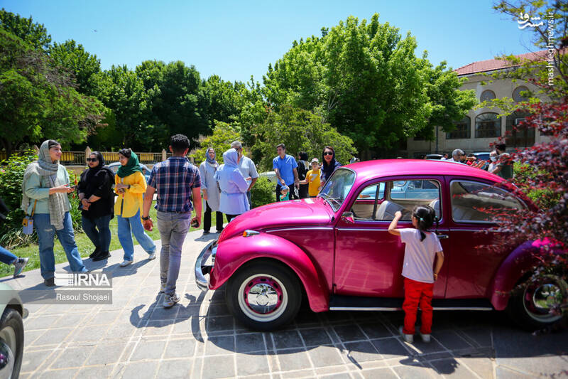 عکس/گردهمایی فولکس واگن ها در اصفهان