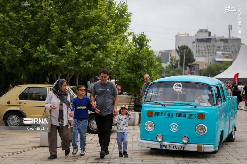 عکس/گردهمایی فولکس واگن ها در اصفهان