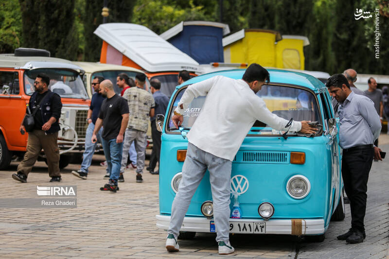 عکس/گردهمایی فولکس واگن ها در اصفهان