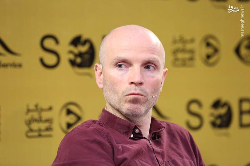 افشاگری طنزپرداز ایرلندی از یک لابی +عکس