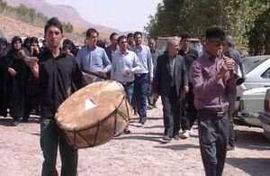 فیلم / نوای چمر در خیابانهای خرم آباد طنین انداز شد