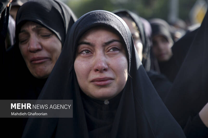 قاب هایی از اندوه در فراق خادم الرضا