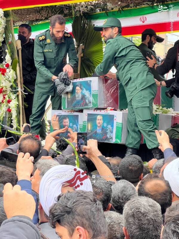 وداع آخر آذریها با رئیس جمهور شهید/ حماسه مردم تبریز در بدرقه شهدای خدمت +عکس و فیلم