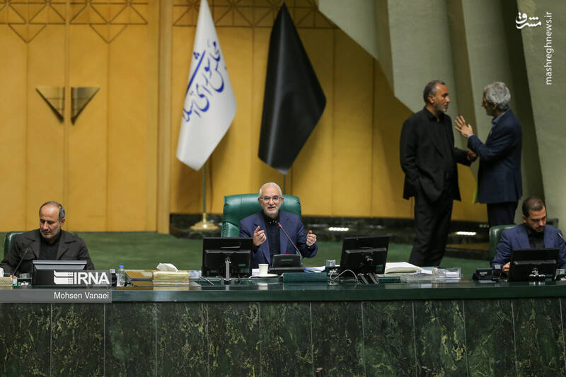 عکس/ آخرین جلسه علنی مجلس یازدهم