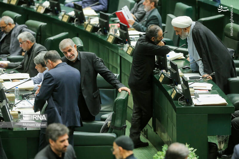عکس/ آخرین جلسه علنی مجلس یازدهم