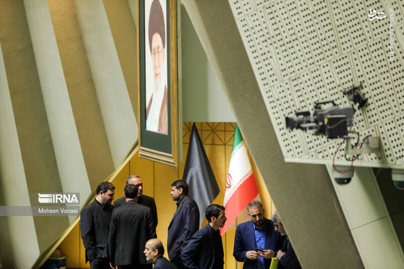 عکس/ آخرین جلسه علنی مجلس یازدهم