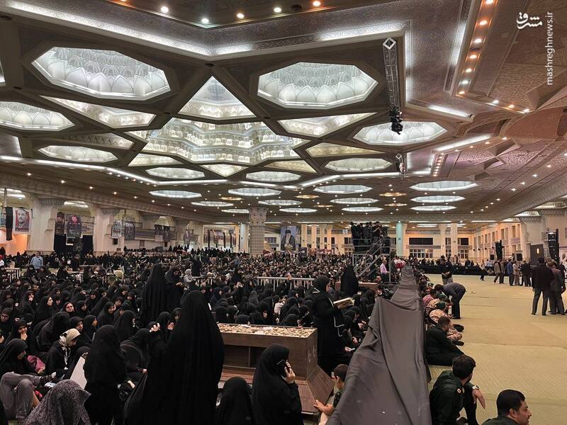 آغاز مراسم وداع با «شهدای خدمت» در مصلای امام خمینی(ره)