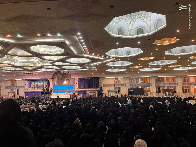 آغاز مراسم وداع با «شهدای خدمت» در مصلای امام خمینی(ره)