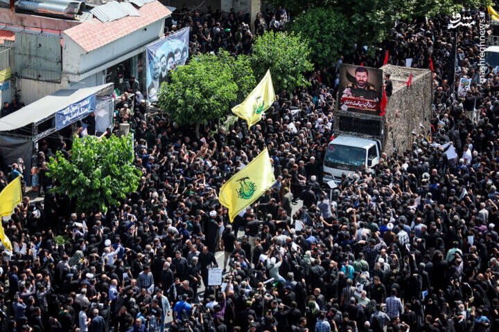 لحظه به لحظه با تشییع رئیس جمهور و شهدای خدمت در تهران/ نماز رهبر انقلاب با حضور جمعیت میلیونی اقامه شد +عکس و فیلم