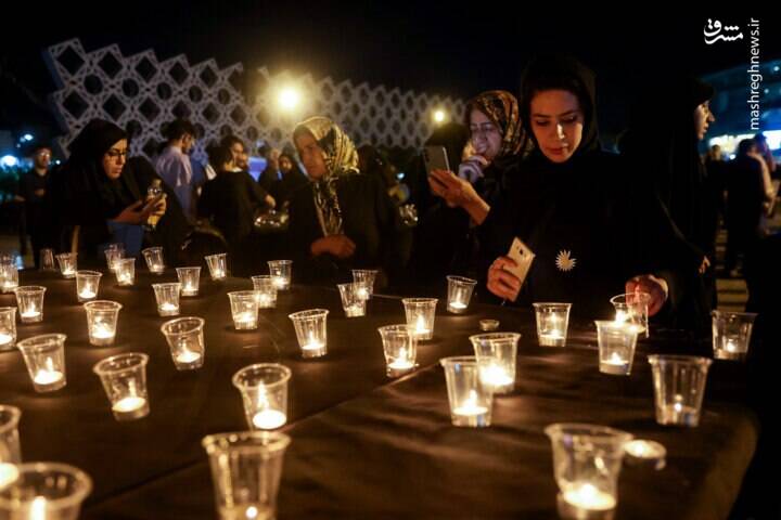 میدان امام حسین(ع) میزبان آئین شام غریبان شهدای خدمت +عکس و فیلم