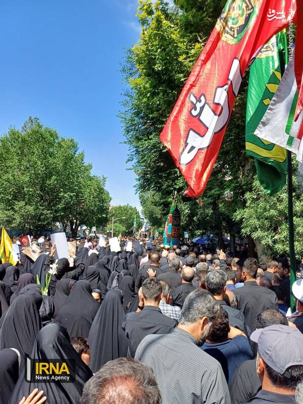 عکس/ بدرقه پیکر سردار شهید مهدی موسوی از فلکه سوم دولت آباد