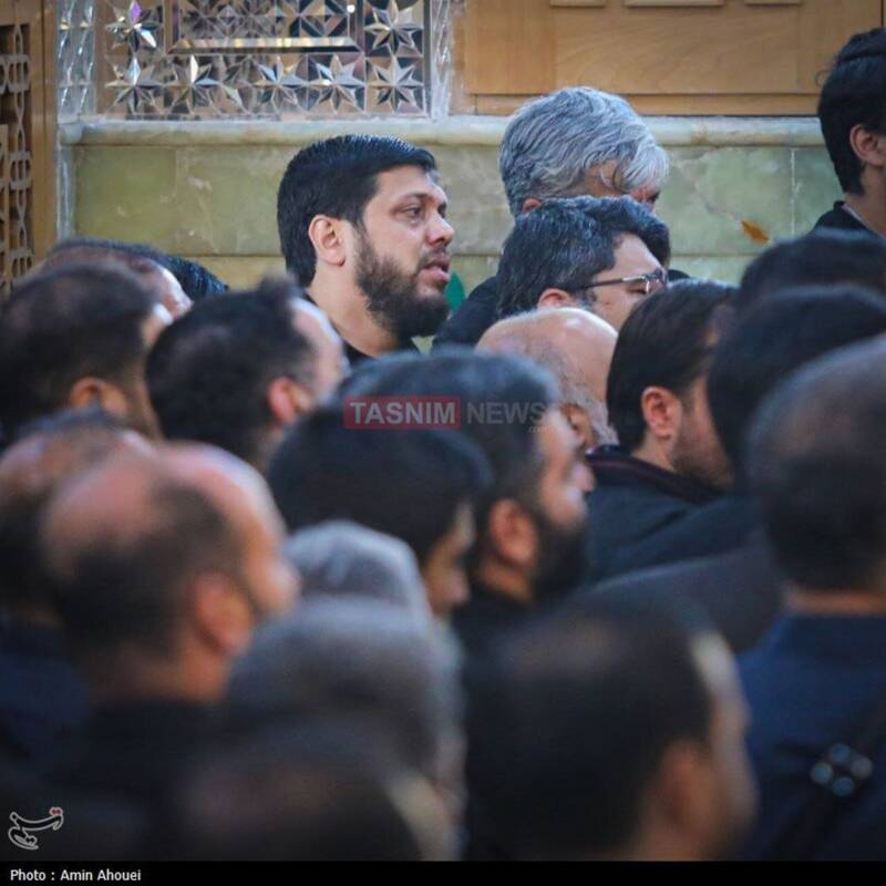 عکس/اشک‌های محافظ رئیس‌جمهور در مراسم تشییع شهید موسوی