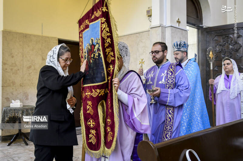 عکس/ ادای احترام و دعا برای رئیس جمهور شهید در کلیسای سرکیس