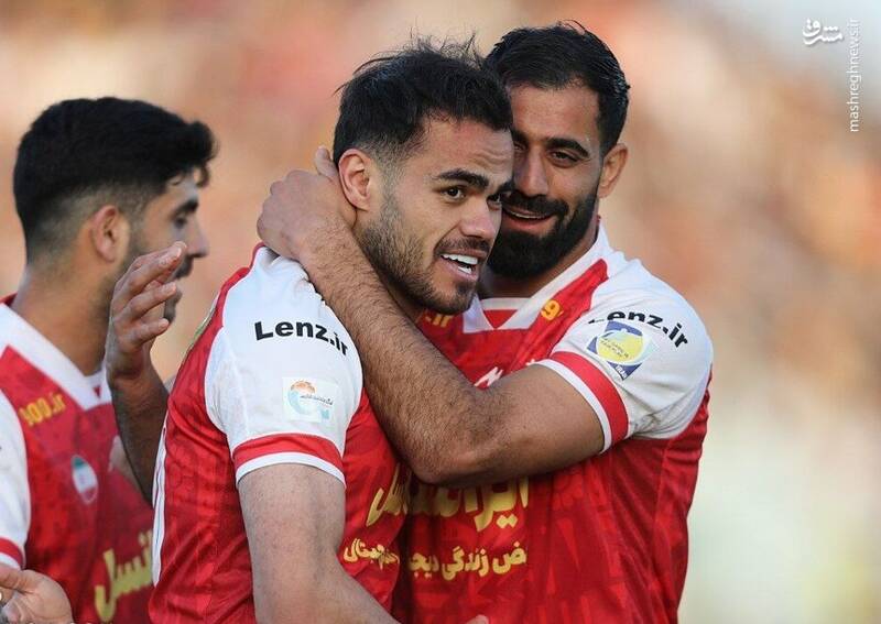 بیرانوند لیاقت این پیراهن را ندارد/ خدا کند این اسپانیایی کار را برای پرسپولیس دربیاورد