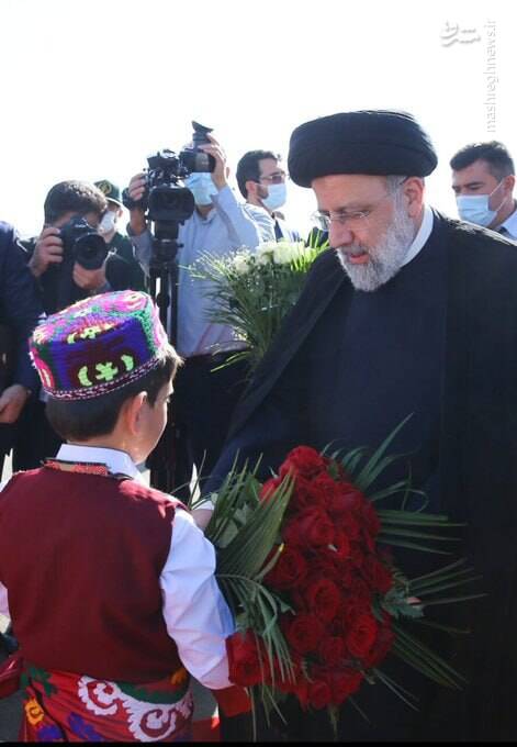 اولین سفر خارجی شهید خدمت به کدام کشور بود؟