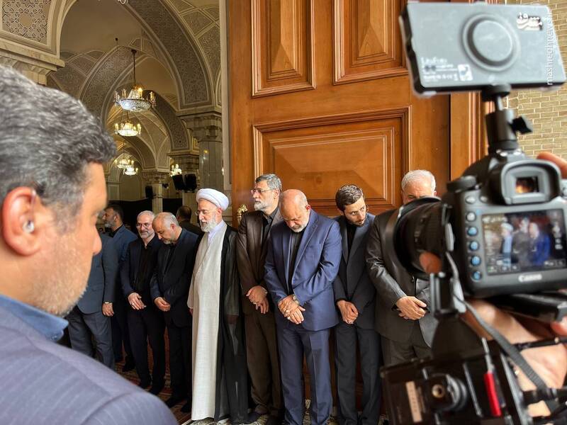 مراسم بزرگداشت رئیسجمهور شهید و همراهان به میزبانی قوای سهگانه؛ حضور مسئولان قضایی، وزرا و نمایندگان مجلس