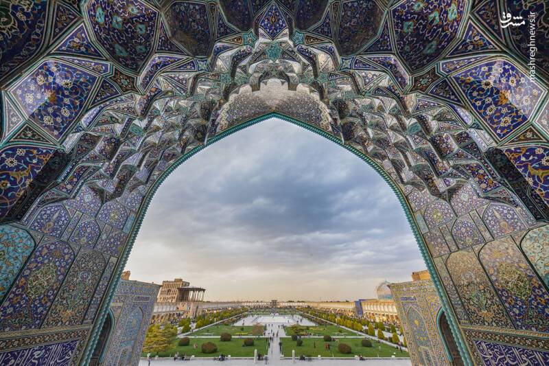 چهار نمای زیبا از میدان نقش جهان اصفهان