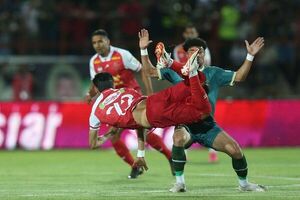 پرسپولیس با 3 گل به استقبال قهرمانی رفت / شمس آذر هم مانع شاگردان اوسمار نشد