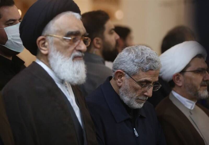 عکس/مراسم ترحیم والده سیدحسن نصرالله در حرم حضرت معصومه (س)