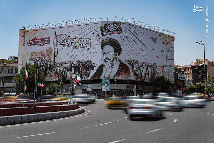 دیوارنگاره جدید میدان انقلاب رونمایی شد + عکس 2