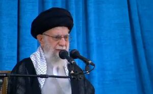 فیلم / رهبر انقلاب: عزاداری مردم برای رئیس جمهور عزیز یک حماسه بود