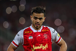 گولسیانی در راه تاریخسازی و اورونوف در تور دلارهای نفتی