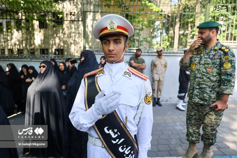 عکس/ تشییع همسر شهید صیاد شیرازی