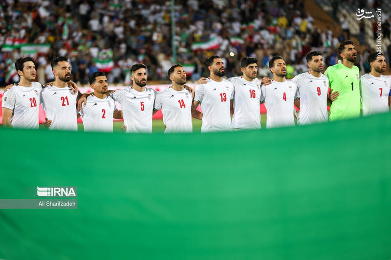 عکس / دیدار تیم های فوتبال ایران و ازبکستان 20