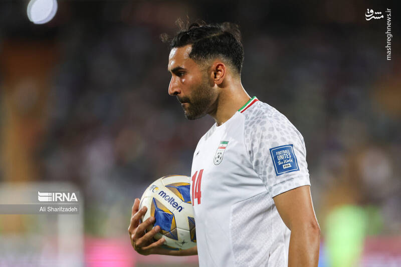 عکس / دیدار تیم های فوتبال ایران و ازبکستان 26