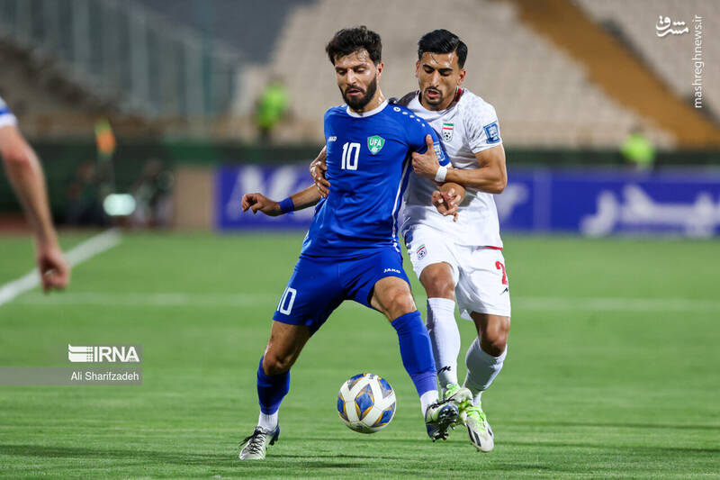 عکس / دیدار تیم های فوتبال ایران و ازبکستان 32