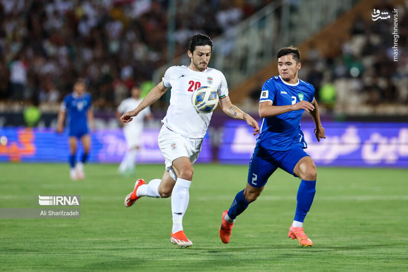 عکس / دیدار تیم های فوتبال ایران و ازبکستان 39