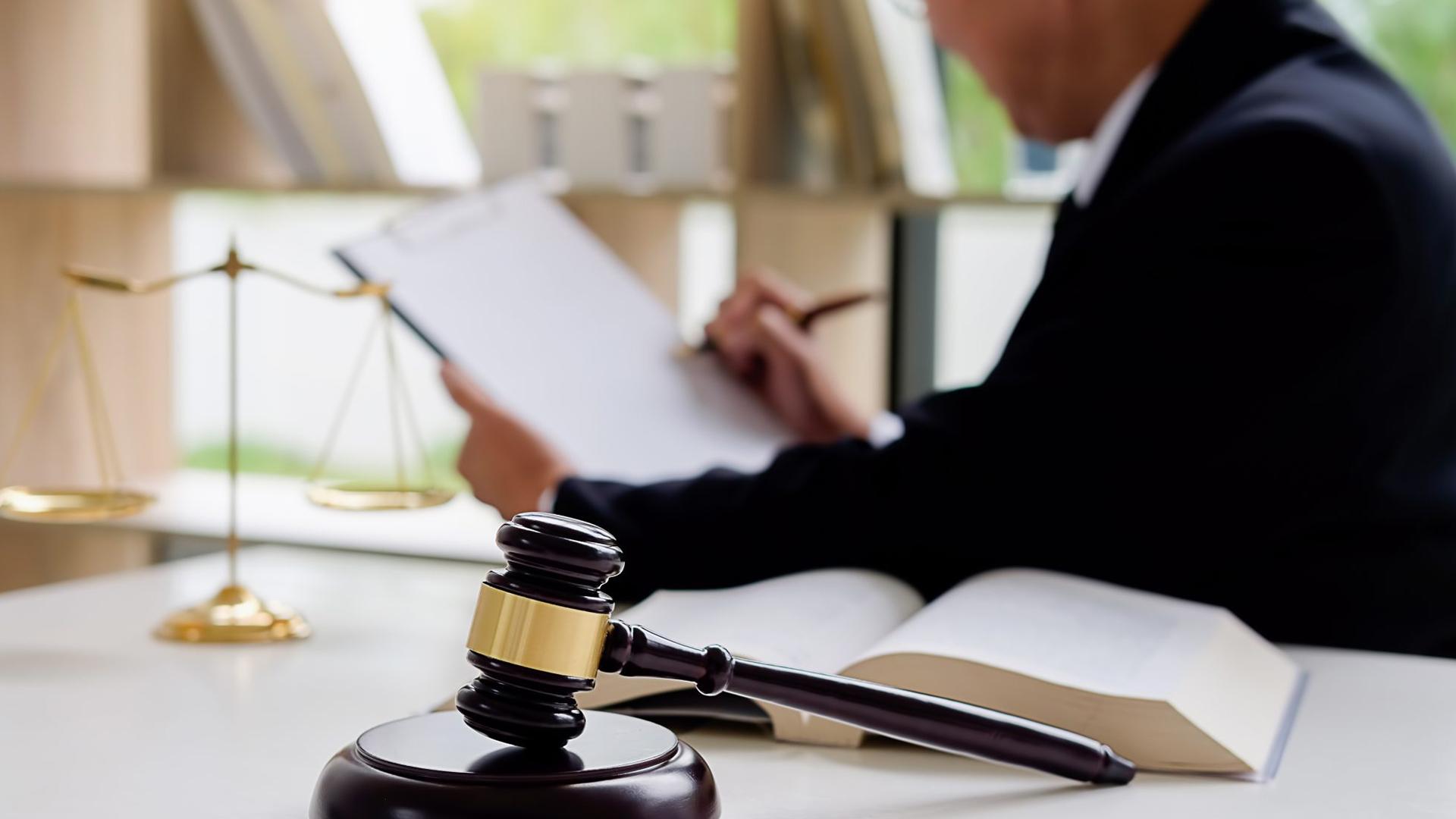 پیش از اقرار از وکیل بپرسید