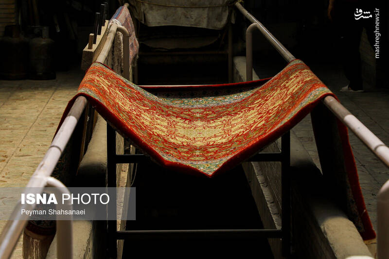 عکس/ رفوگری فرش در اصفهان