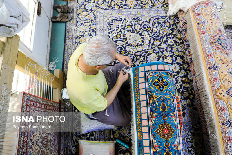 عکس/ رفوگری فرش در اصفهان