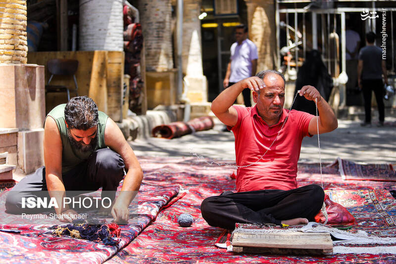 عکس/ رفوگری فرش در اصفهان